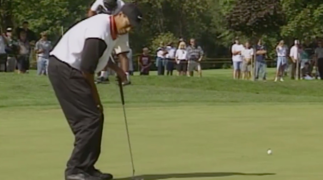 Things started going south for Woods early in the final round.  