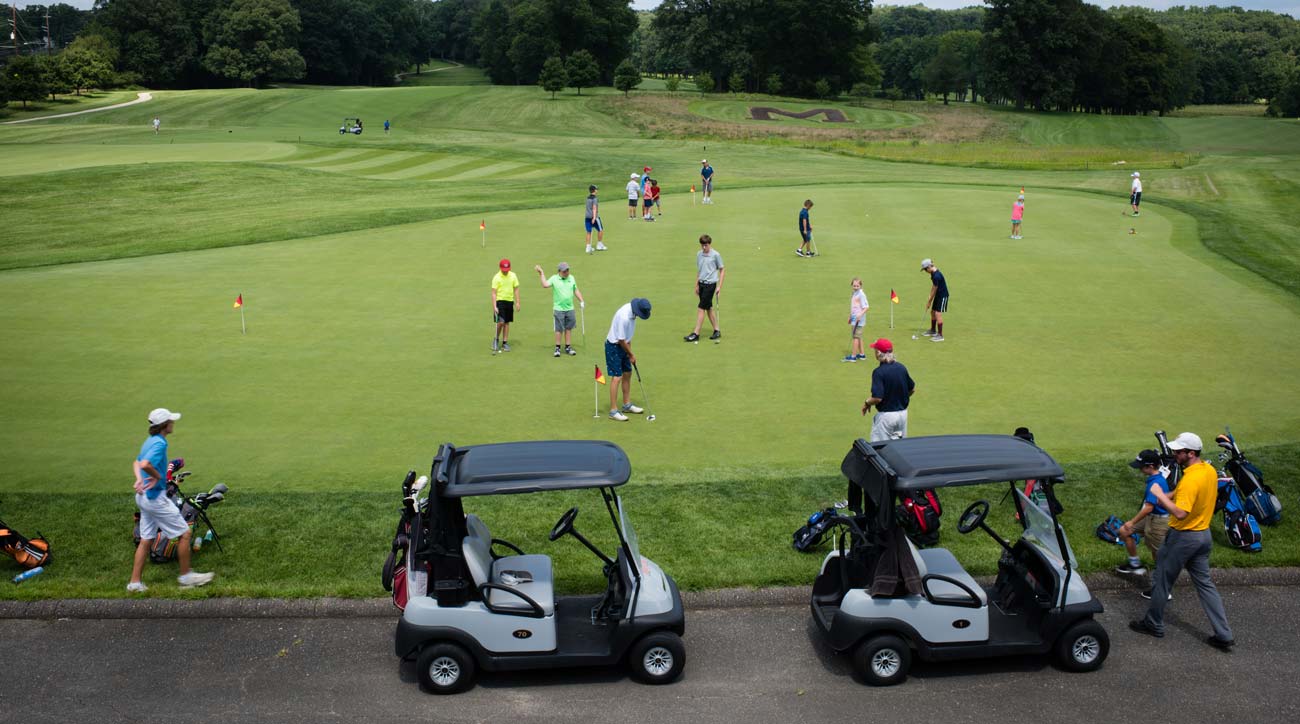practice putting green