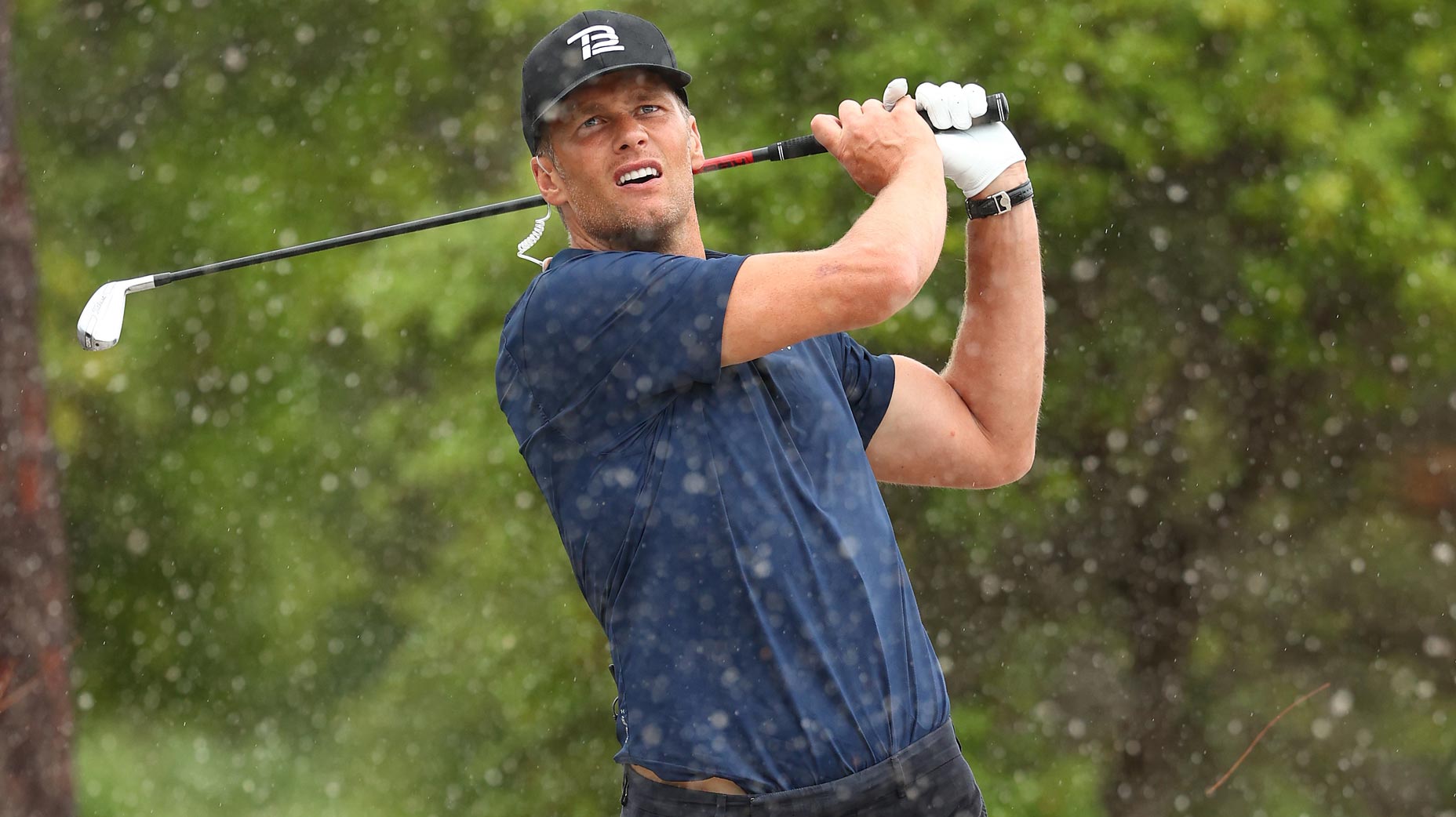 tom brady swings