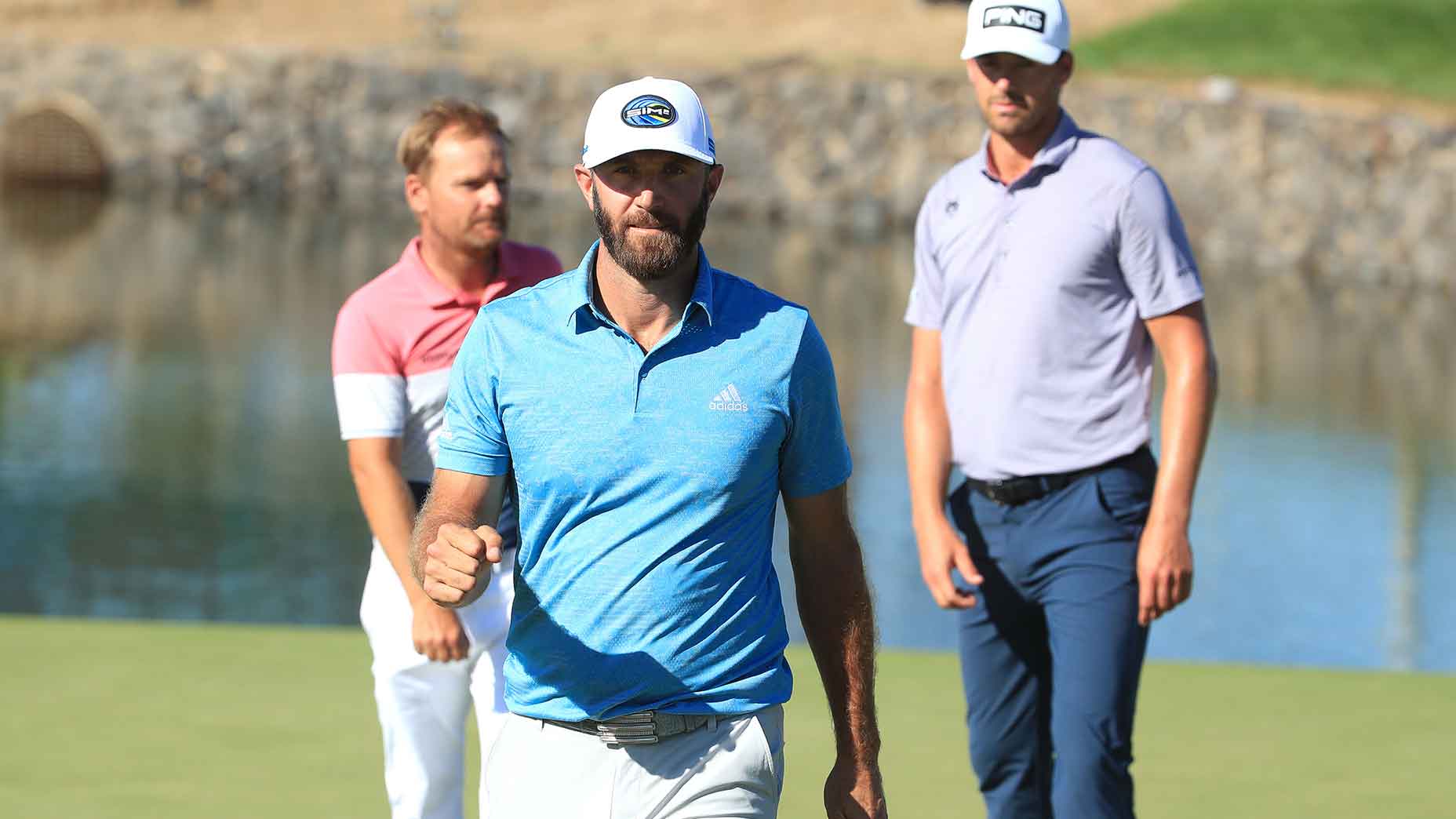 dustin johnson pumps fist