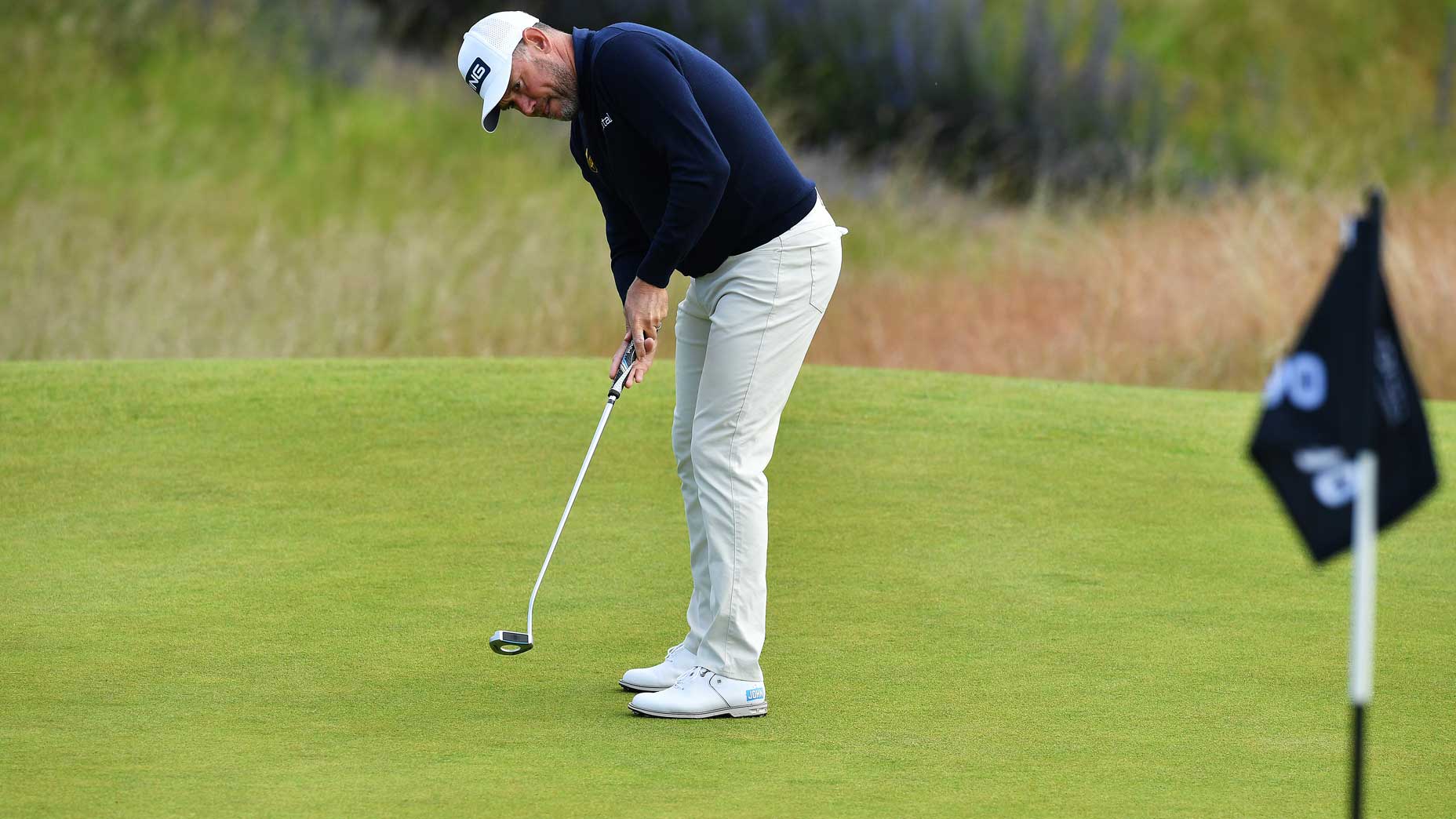 lee westwood putts