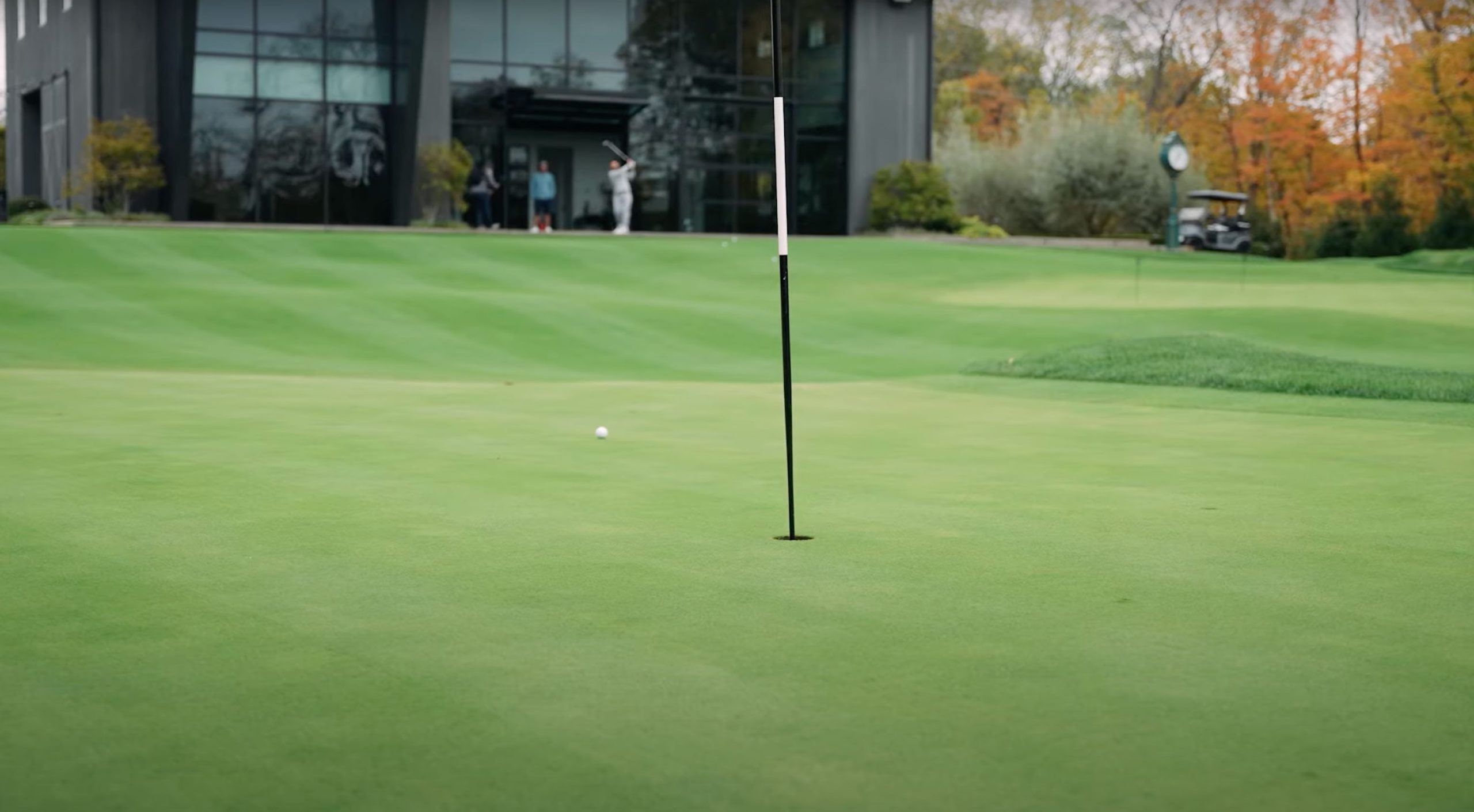jason day's backyard golf facility