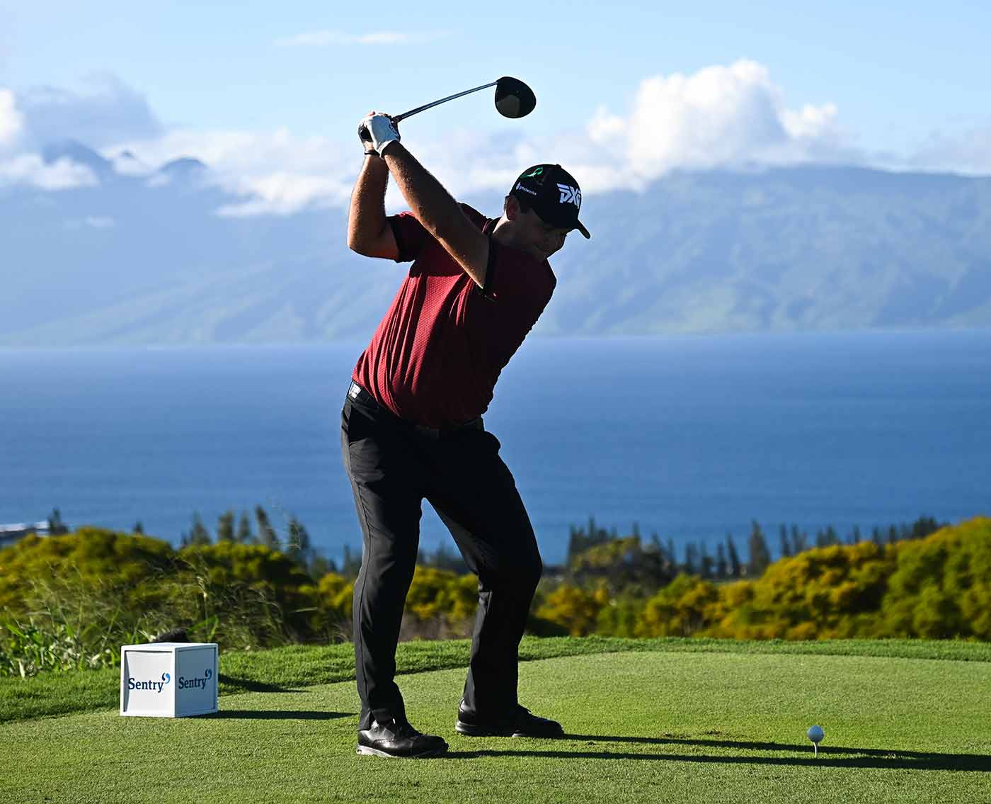 Patrick Reed tees off on the 17th hole during the first round of the 2022 Sentry Tournament of Champions.