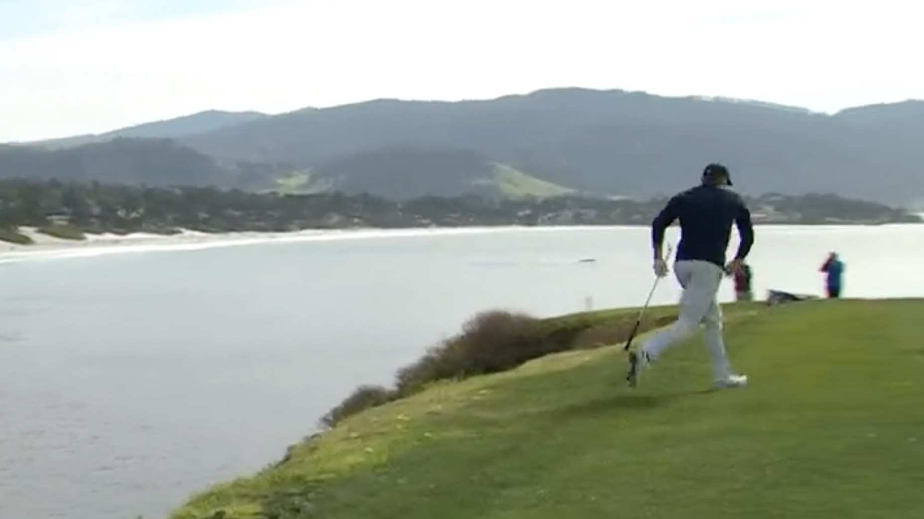 Jordan Spieth, man on the run.