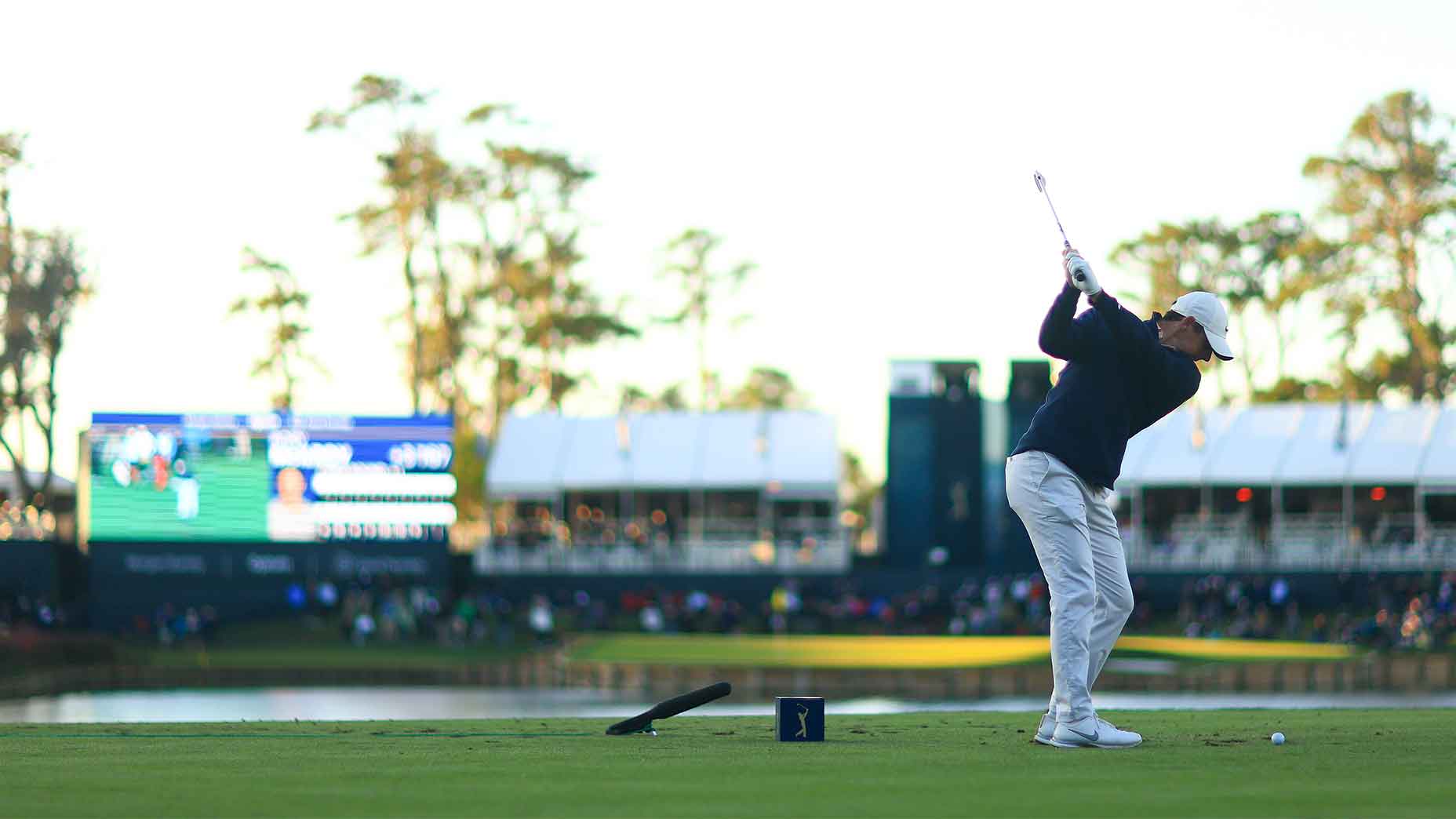 rory mcilroy 17th tee shot