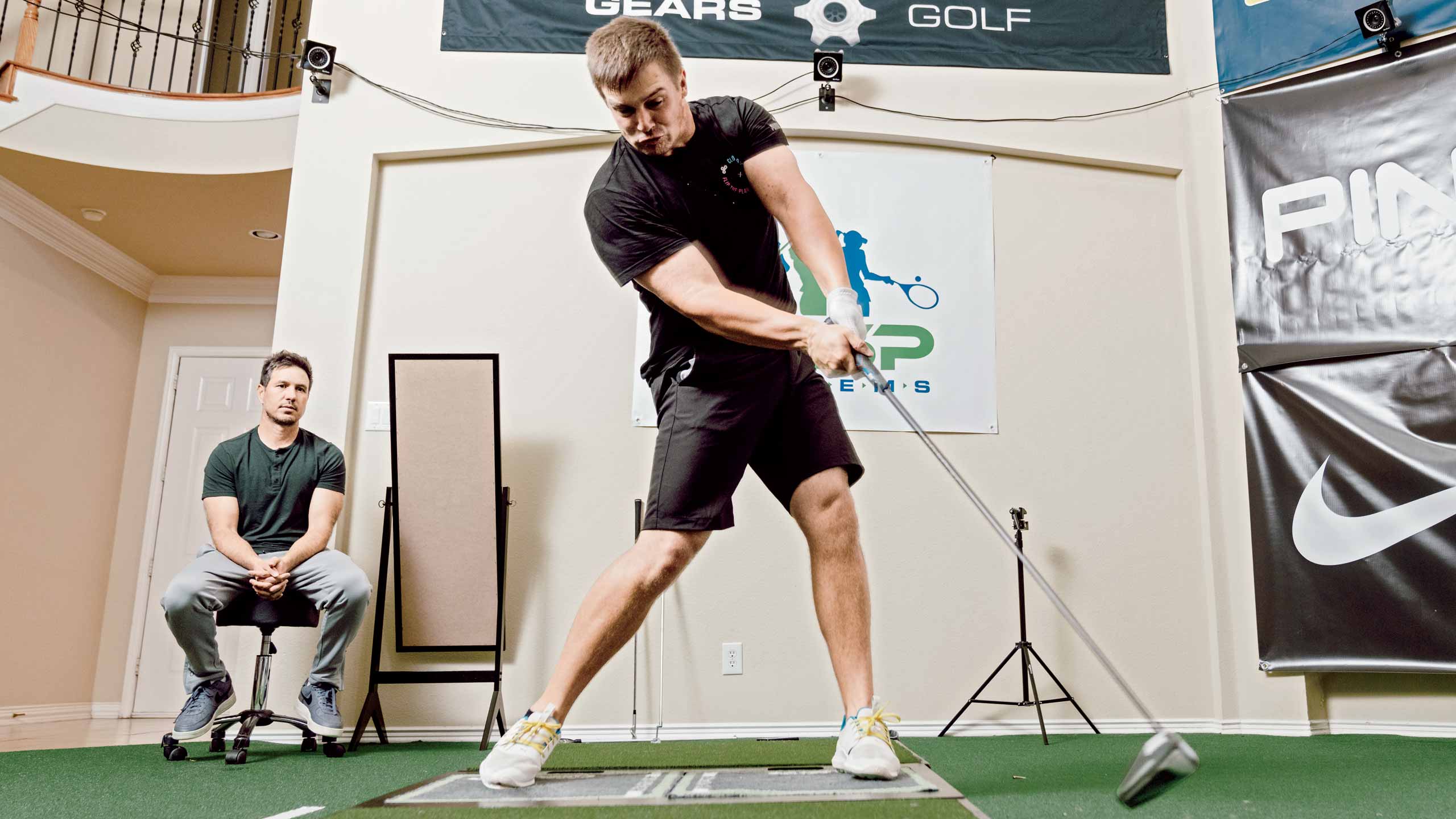 bryson dechambeau swings