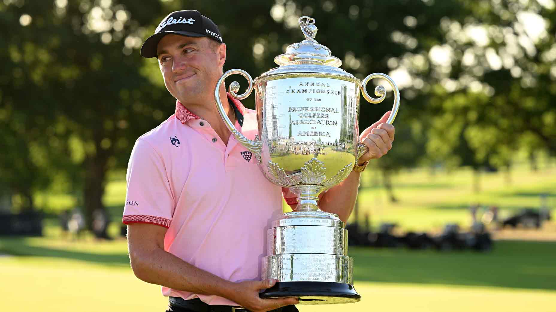 Justin Thomas with PGA Championship trophy