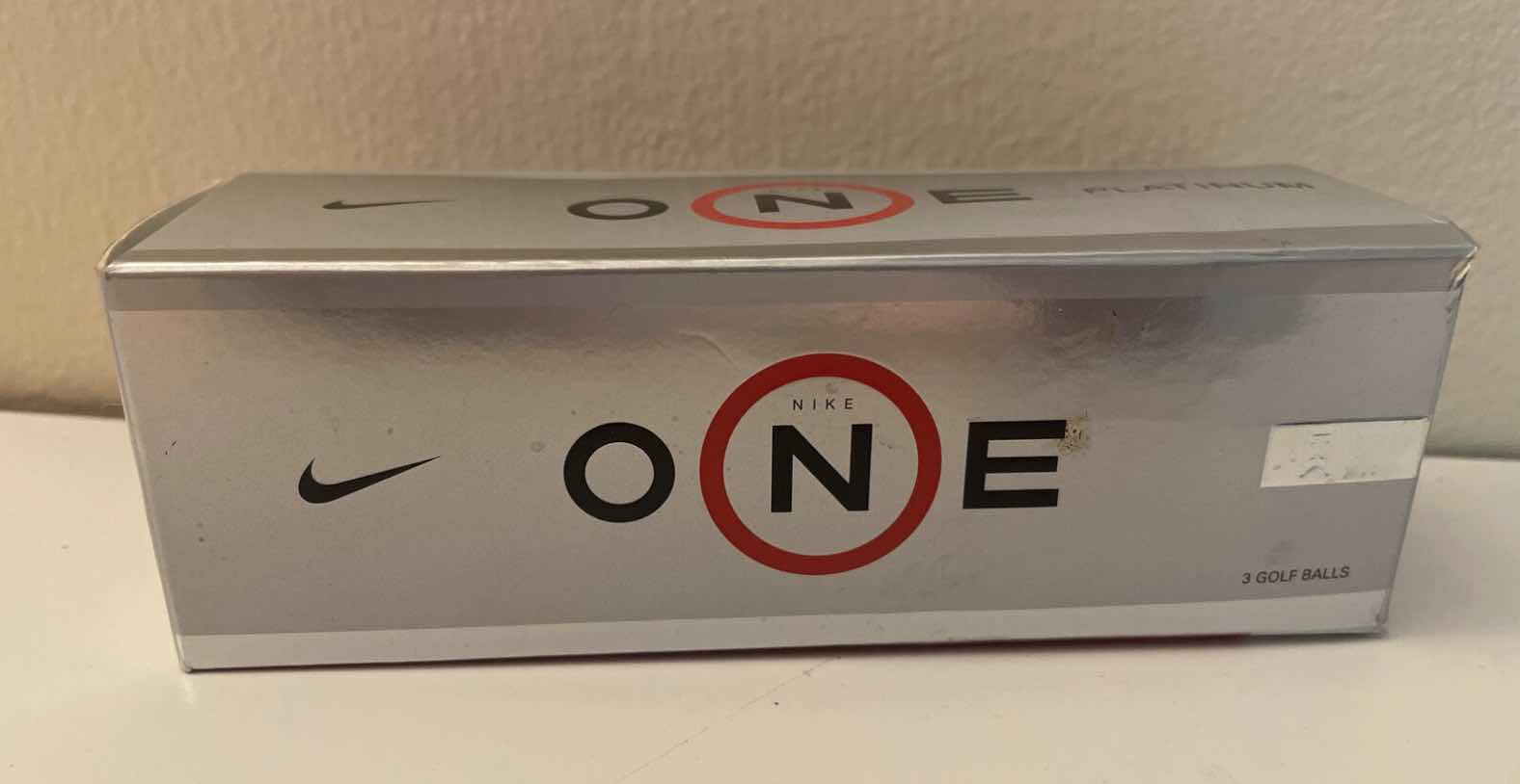 Nike One Platinum Ball