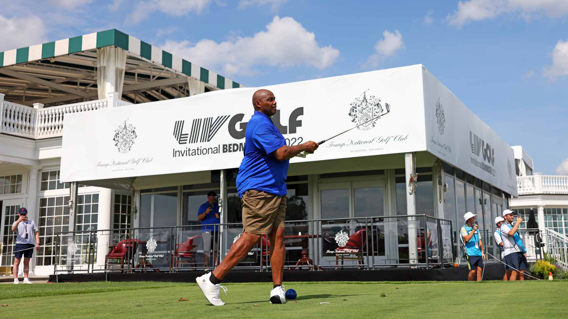 Charles Barkley hits tee shot at LIV Golf pro-am at Trump Bedminster