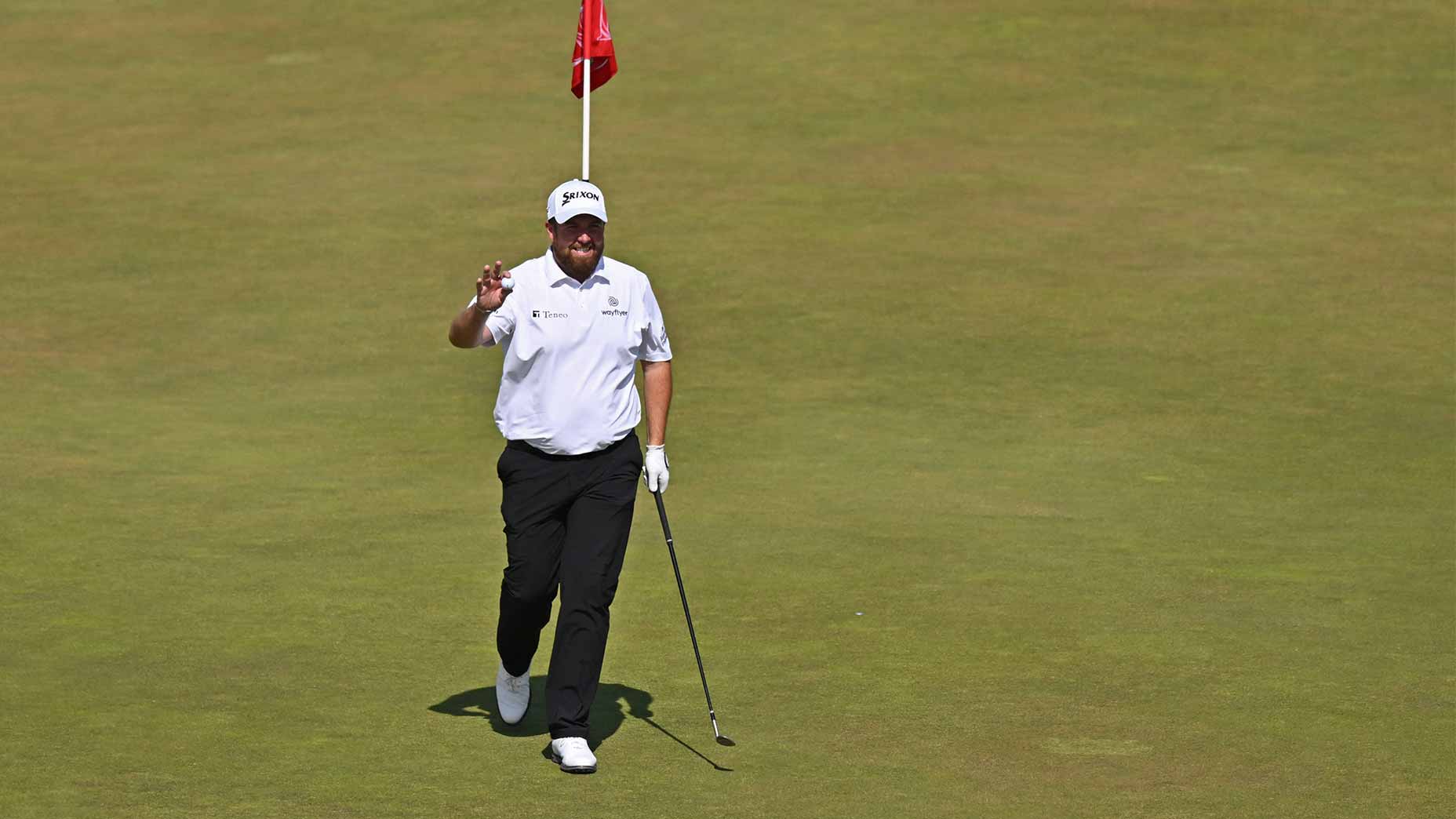 shane lowry waves open championship