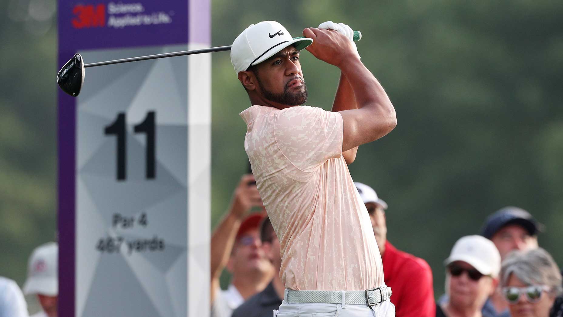 Tony Finau hits shot at 2021 3M Open