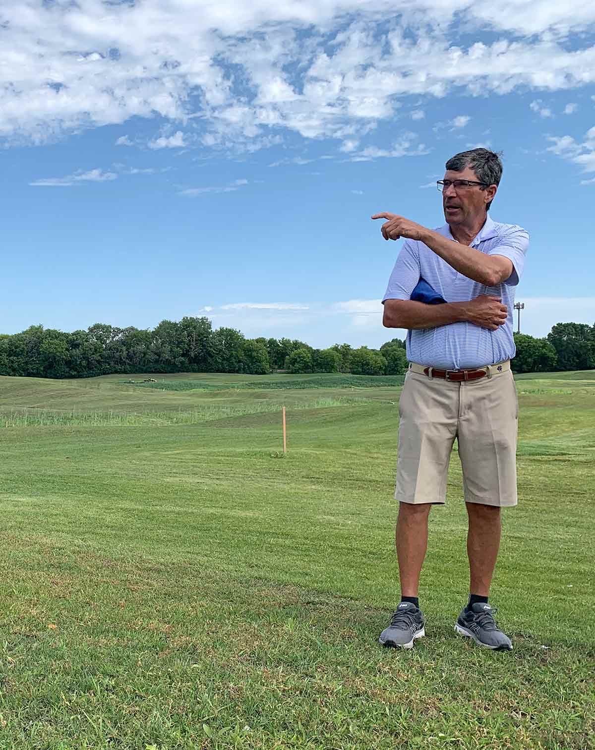 Tim Andersen checks out the loop at chaska.