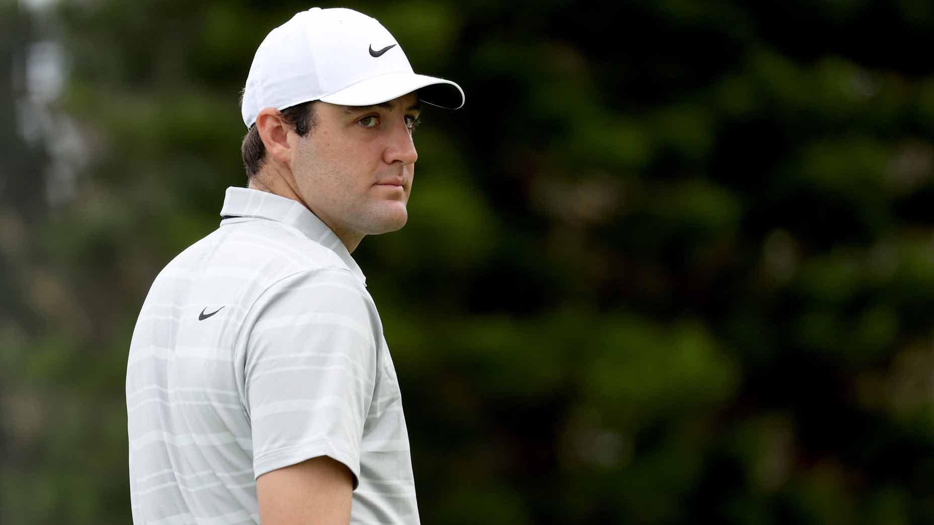 2022 Masters champ Scottie Scheffler was seen practicing with a molded grip. GOLF Top 100 Teacher Trillium Rose explained how it's helpful