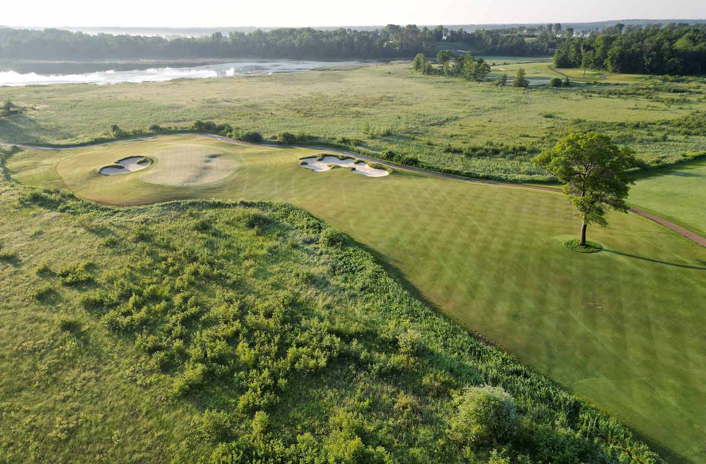 The 7th hole of the Blue nine at Cragun's Dutch 27,