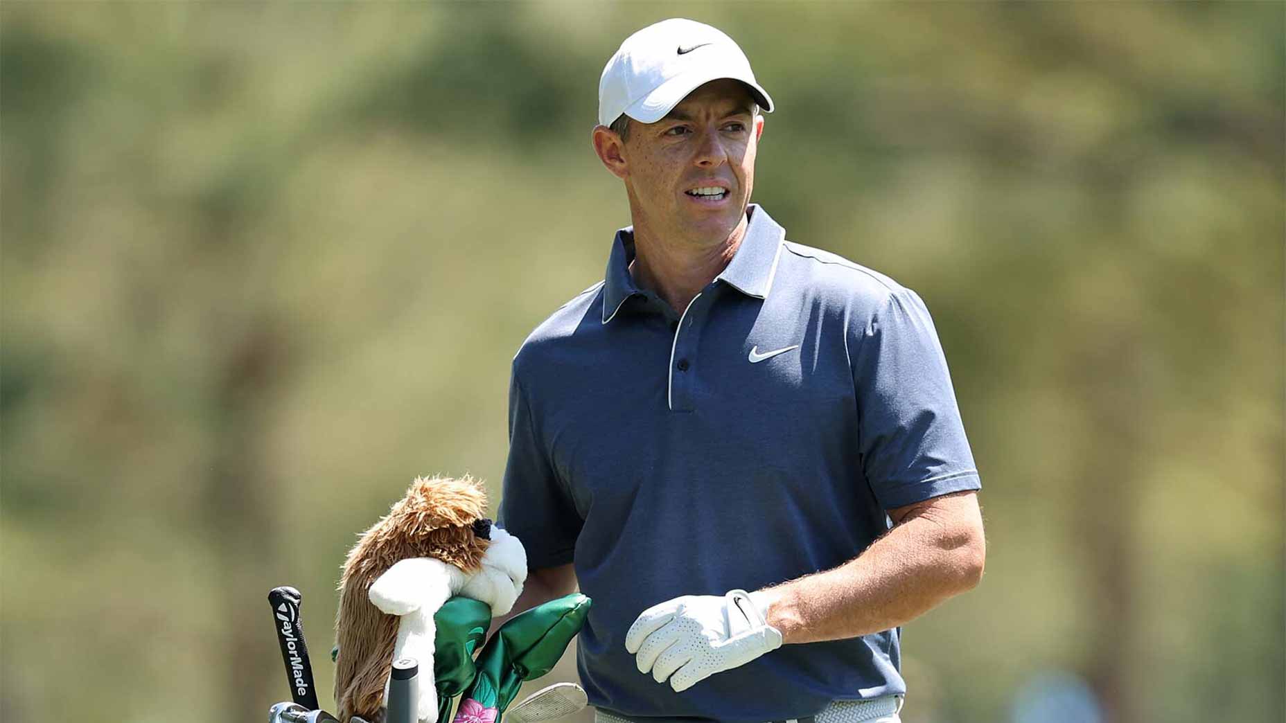 Rory McIlroy grimaces after double bogey on 1st hole in final round of 2025 Masters.