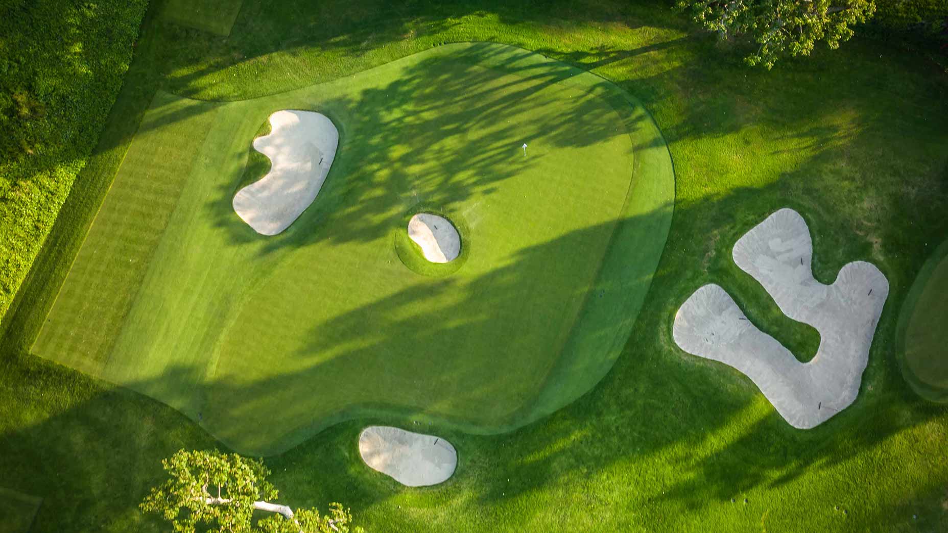 The par-3 6th hole at Riviera.