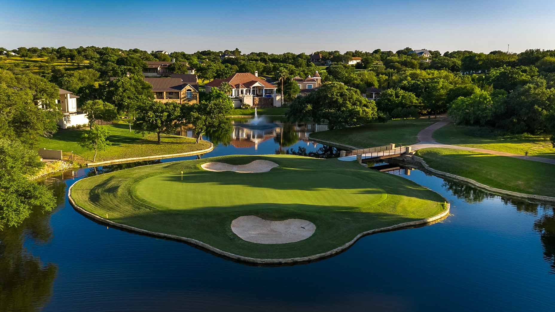 the 4th hole at ram rock at horseshoe bay in texas