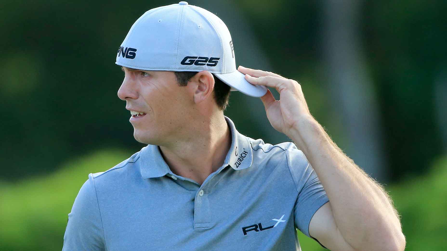 billy horschel turns his hat backward