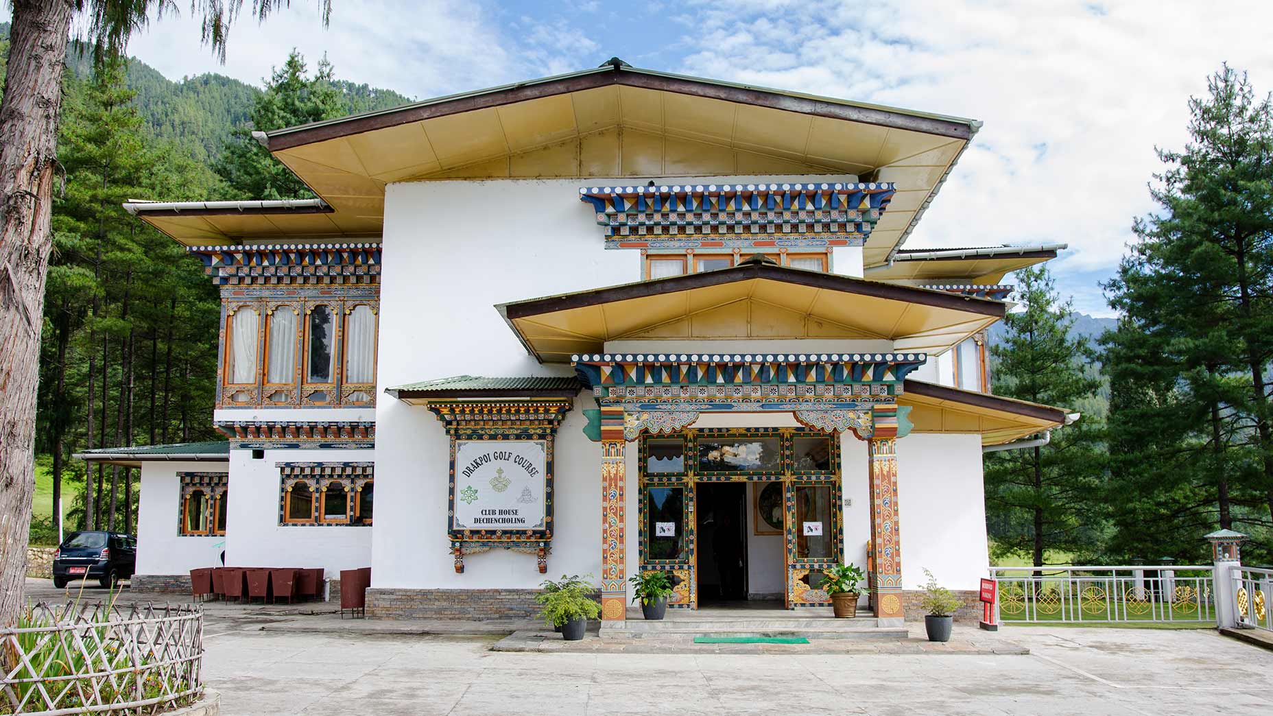 A view of Drakpoi Golf Course's clubhouse